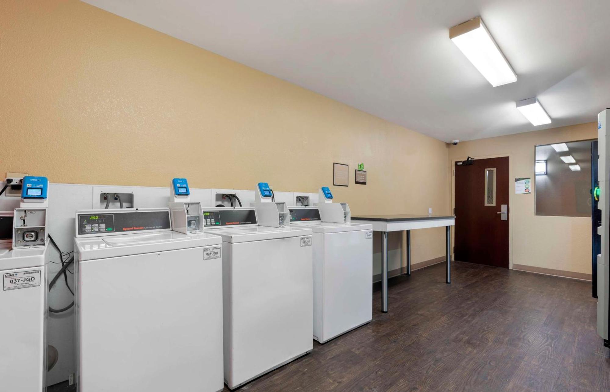 Extended Stay America Suites - Stockton - March Lane Εξωτερικό φωτογραφία